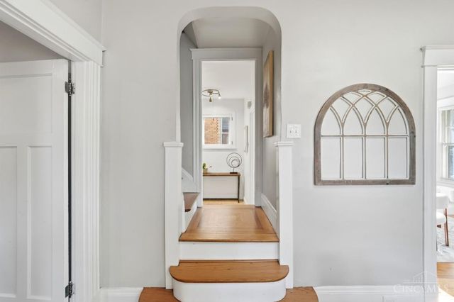2840 Pine Grove Avenue, Cincinnati, OH 45208