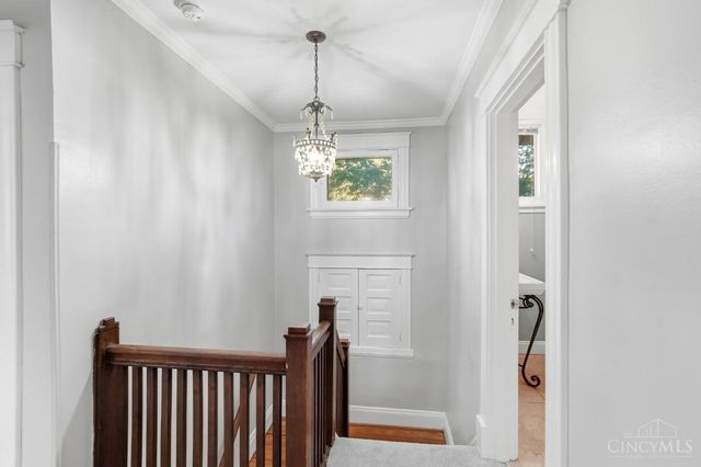 2840 Pine Grove Avenue, Cincinnati, OH 45208