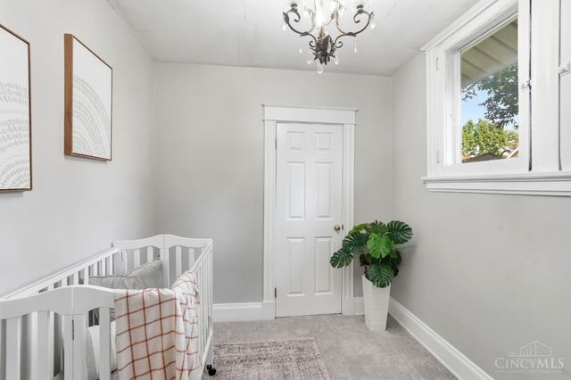 2840 Pine Grove Avenue, Cincinnati, OH 45208