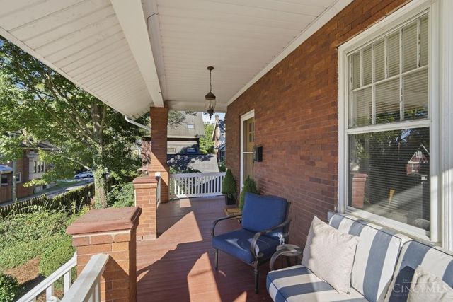 2840 Pine Grove Avenue, Cincinnati, OH 45208