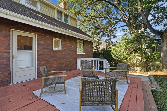 2840 Pine Grove Avenue, Cincinnati, OH 45208