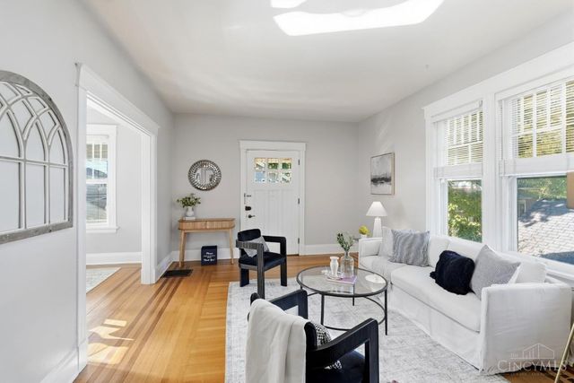 2840 Pine Grove Avenue, Cincinnati, OH 45208