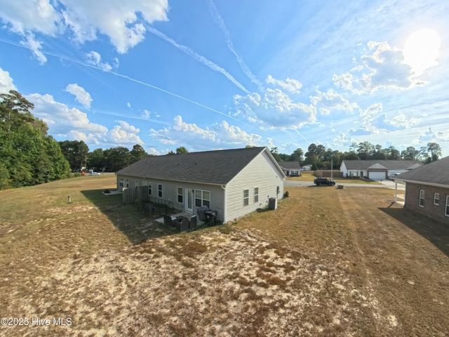 106 Drake Village Drive, Goldsboro, NC 27530