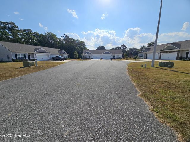 106 Drake Village Drive, Goldsboro, NC 27530