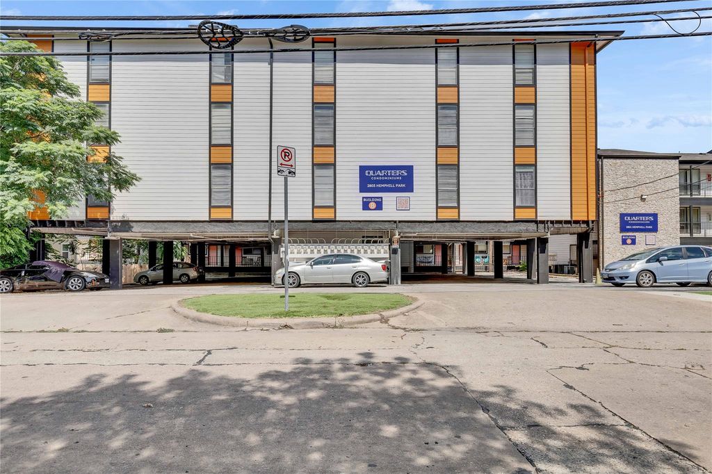 2803 Hemphill PARK 302, Austin, TX 78705