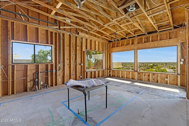 7016 N 23RD Place, Phoenix, AZ 85020