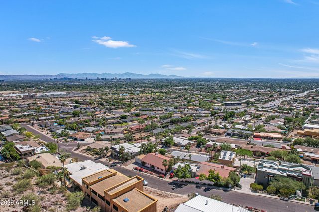 7016 N 23RD Place, Phoenix, AZ 85020