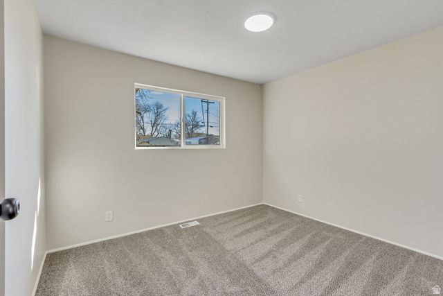 1916 N CELIA WAY, Layton, UT 84041