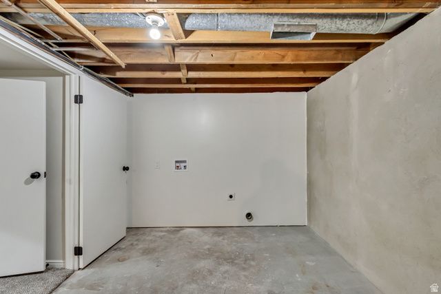 1916 N CELIA WAY, Layton, UT 84041