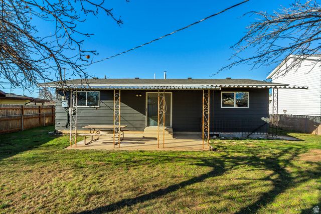 1916 N CELIA WAY, Layton, UT 84041