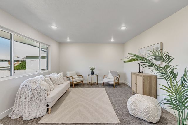 1916 N CELIA WAY, Layton, UT 84041