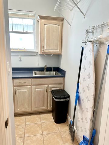 7646 Gulf Boulevard, Gulf Breeze, FL 32566