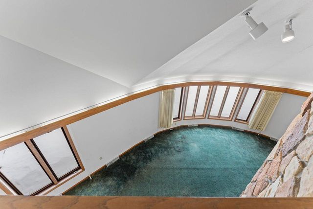 S6462 County Road PF, North Freedom, WI 53951