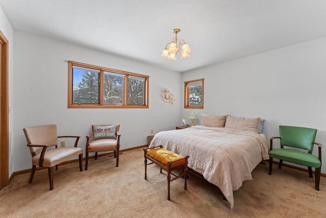 S6462 County Road PF, North Freedom, WI 53951