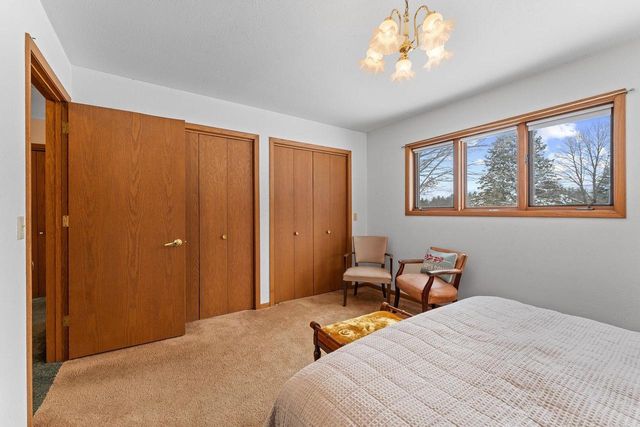 S6462 County Road PF, North Freedom, WI 53951