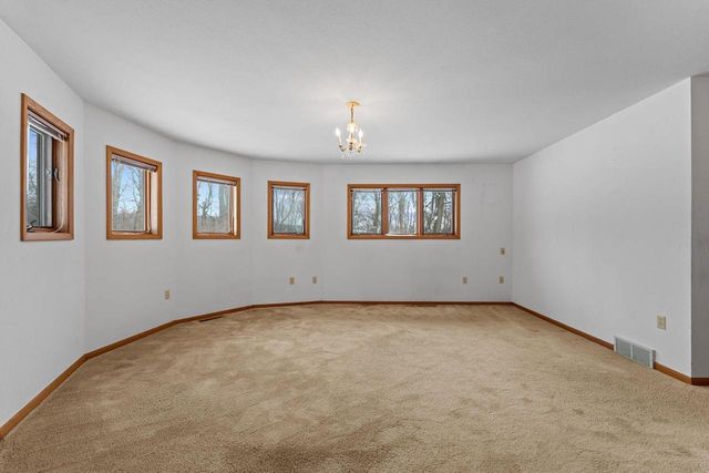 S6462 County Road PF, North Freedom, WI 53951