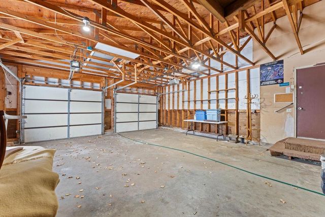 S6462 County Road PF, North Freedom, WI 53951