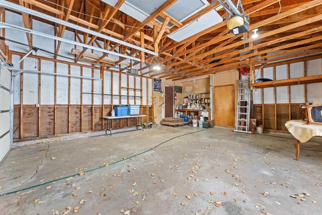 S6462 County Road PF, North Freedom, WI 53951