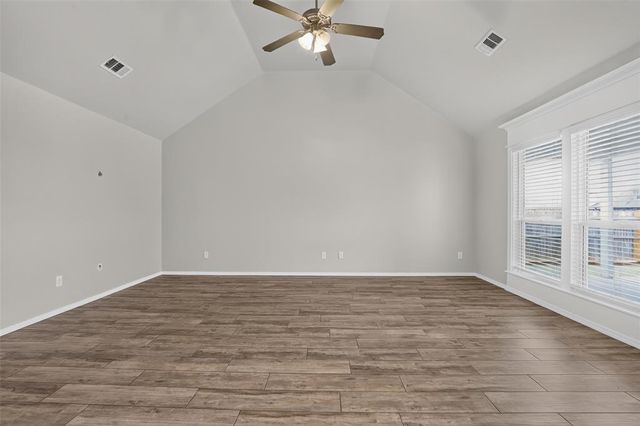 11108 SW 32nd Street, Yukon, OK 73099
