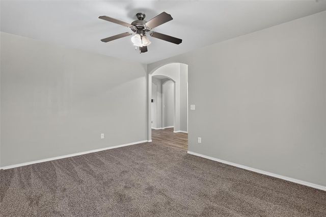 11108 SW 32nd Street, Yukon, OK 73099