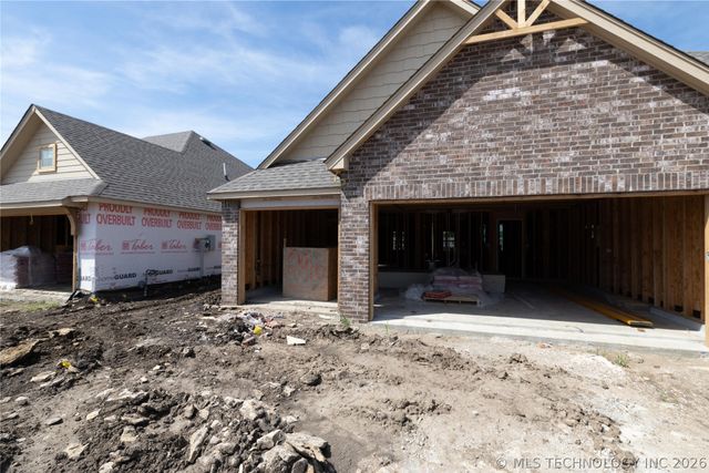2916 E Northampton Street, Broken Arrow, OK 74014