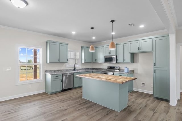 797 Judge Logue, Newton, AL 36352