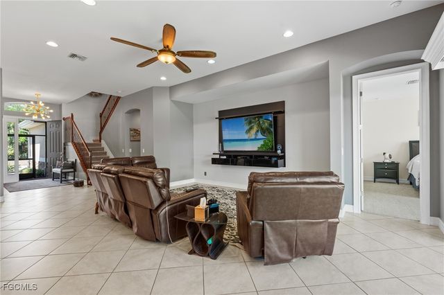 13110 Silver Thorn LOOP, North Fort Myers, FL 33903