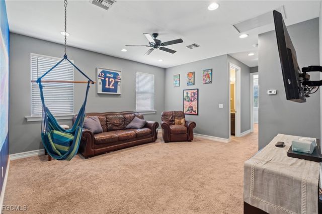 13110 Silver Thorn LOOP, North Fort Myers, FL 33903