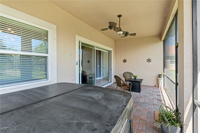 13110 Silver Thorn LOOP, North Fort Myers, FL 33903