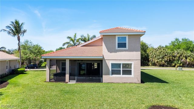 13110 Silver Thorn LOOP, North Fort Myers, FL 33903