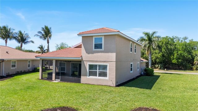 13110 Silver Thorn LOOP, North Fort Myers, FL 33903