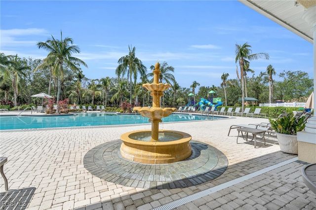 13110 Silver Thorn LOOP, North Fort Myers, FL 33903