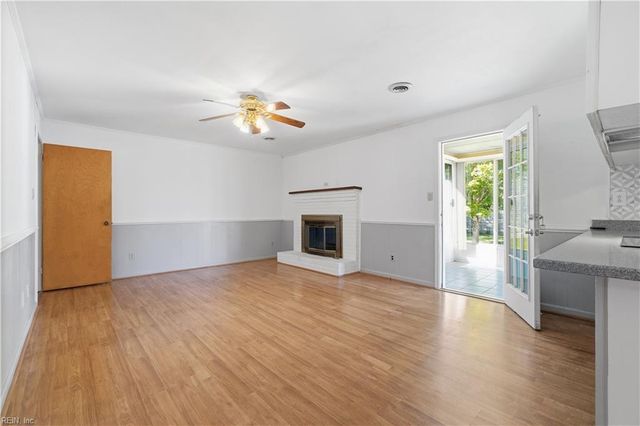 4710 Hatton Point RD, Portsmouth, VA 23703