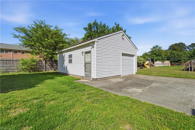 4710 Hatton Point RD, Portsmouth, VA 23703