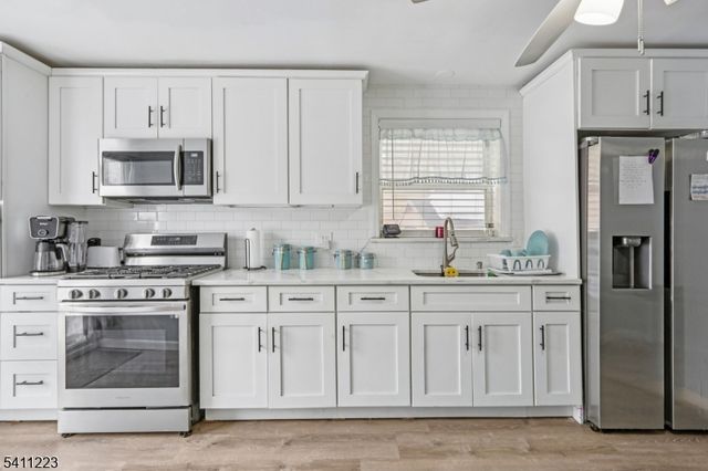 211 Newark Ave, Bloomfield Twp., NJ 07003