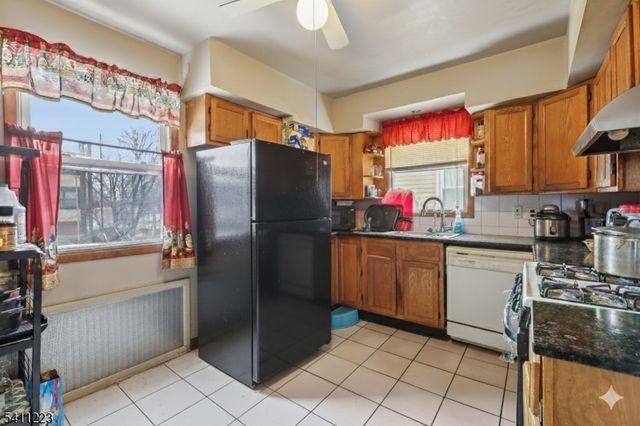 211 Newark Ave, Bloomfield Twp., NJ 07003