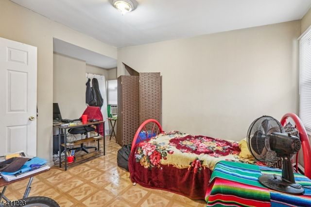 211 Newark Ave, Bloomfield Twp., NJ 07003