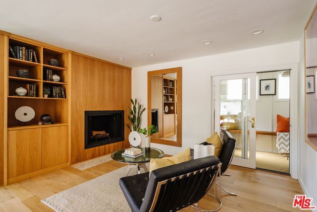 640 Bohlig Road, Glendale, CA 91207