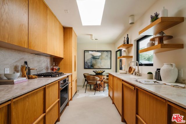 640 Bohlig Road, Glendale, CA 91207