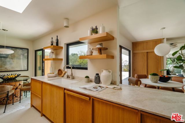 640 Bohlig Road, Glendale, CA 91207