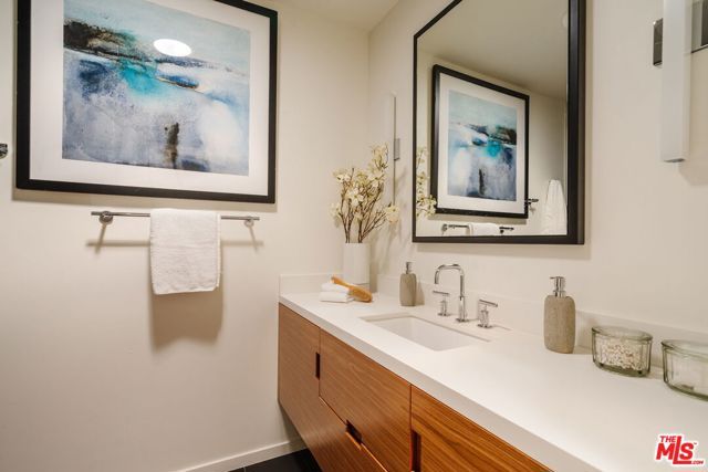 640 Bohlig Road, Glendale, CA 91207