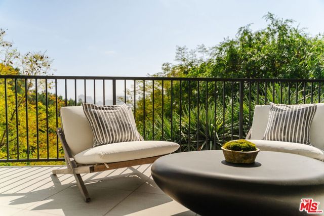 640 Bohlig Road, Glendale, CA 91207