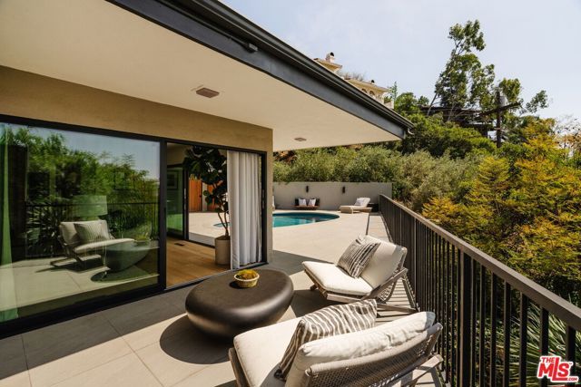 640 Bohlig Road, Glendale, CA 91207