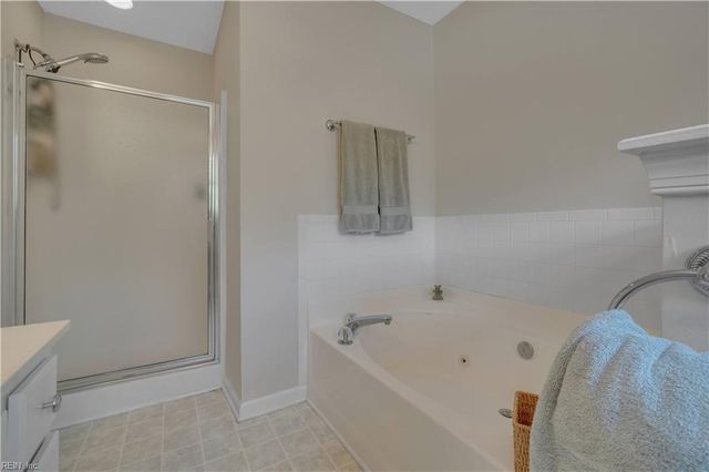 202 Deanes Station RD, Suffolk, VA 23435