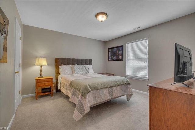 202 Deanes Station RD, Suffolk, VA 23435