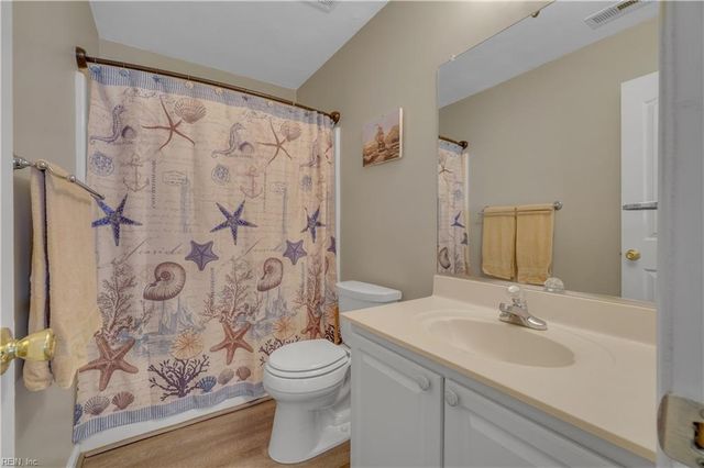 202 Deanes Station RD, Suffolk, VA 23435