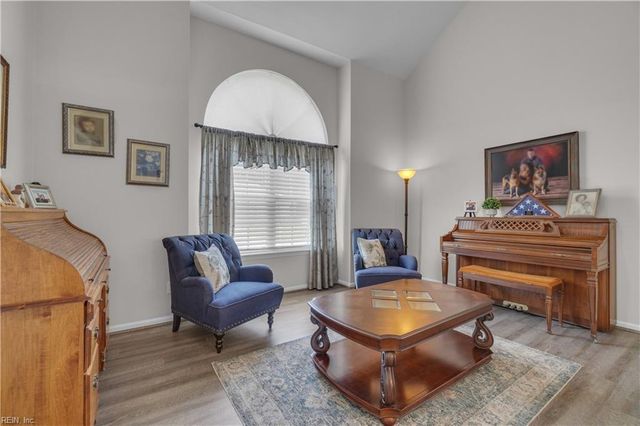 202 Deanes Station RD, Suffolk, VA 23435