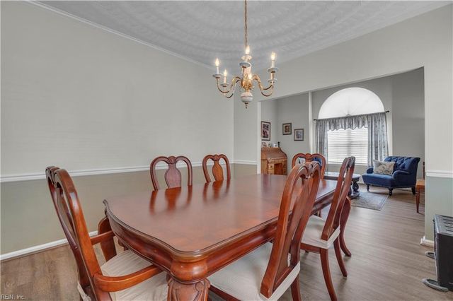 202 Deanes Station RD, Suffolk, VA 23435