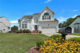 202 Deanes Station RD, Suffolk, VA 23435