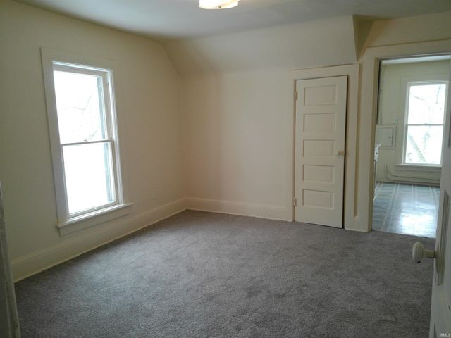 1619 Leer Street, South Bend, IN 46613